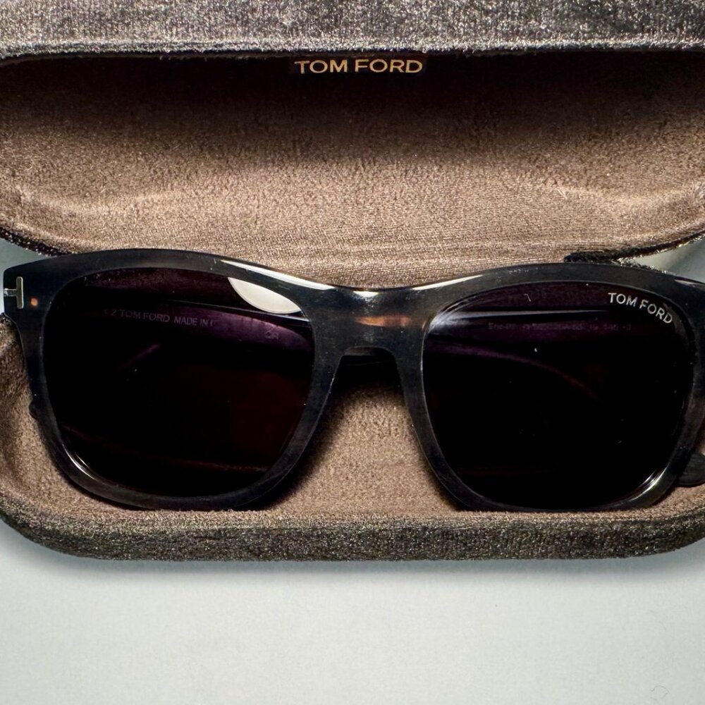 Tom Ford Sunglasses - Made in Italy
